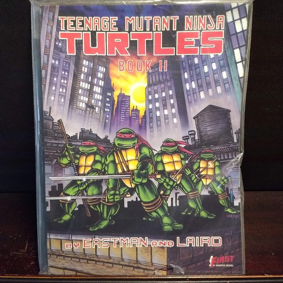 Vintage 1987 Teenage Mutant Ninja Turtles Graphic Novel #2 - Picture 1 of 5